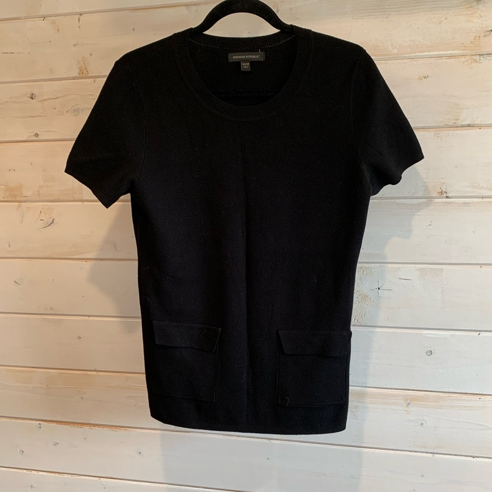 Banana Republic | Black Short Sleeve Knit Top